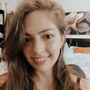 Meet your Posher, Elizabeth